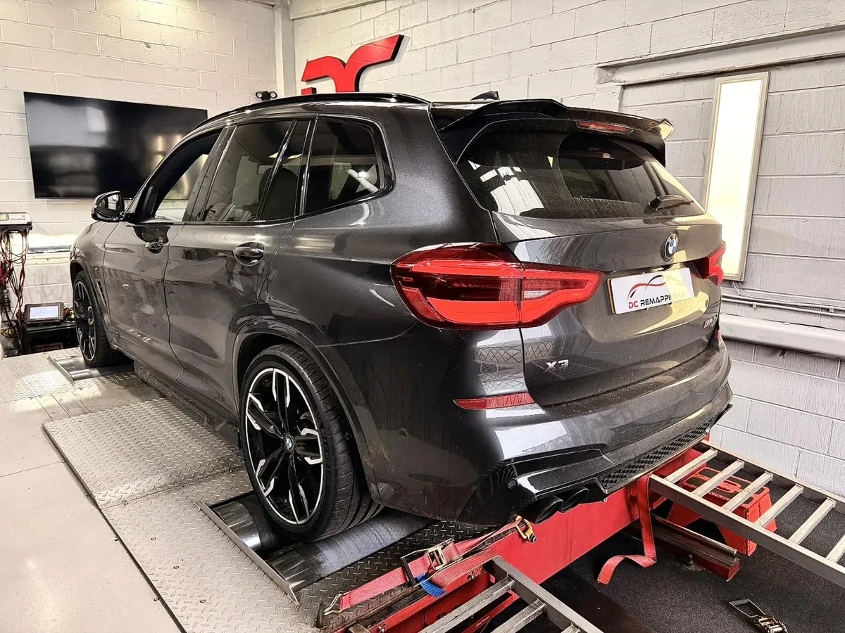 BMW X3 M40d rear on dyno – DC Remapping UK