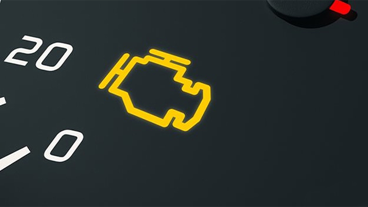 Check engine light – DTC warning indicator