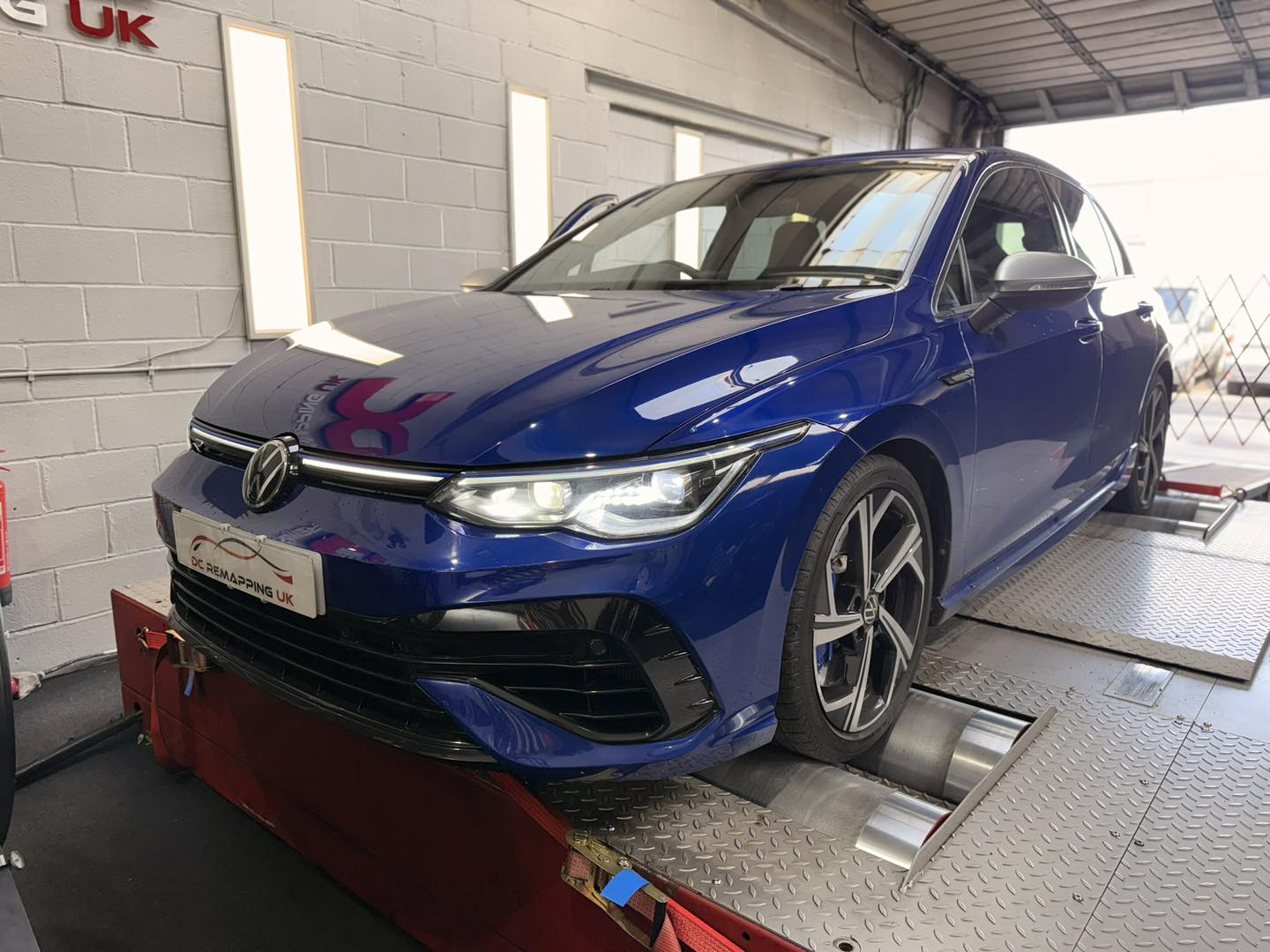 VW Golf R MK8 on dyno at DC Remapping UK