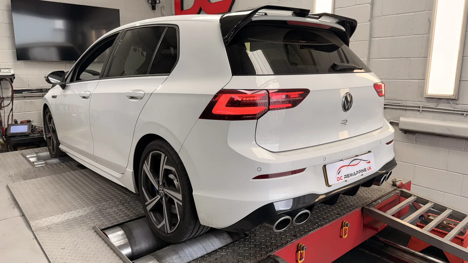 VW Golf R Mk8 on the 4WD dyno at DC Remapping UK